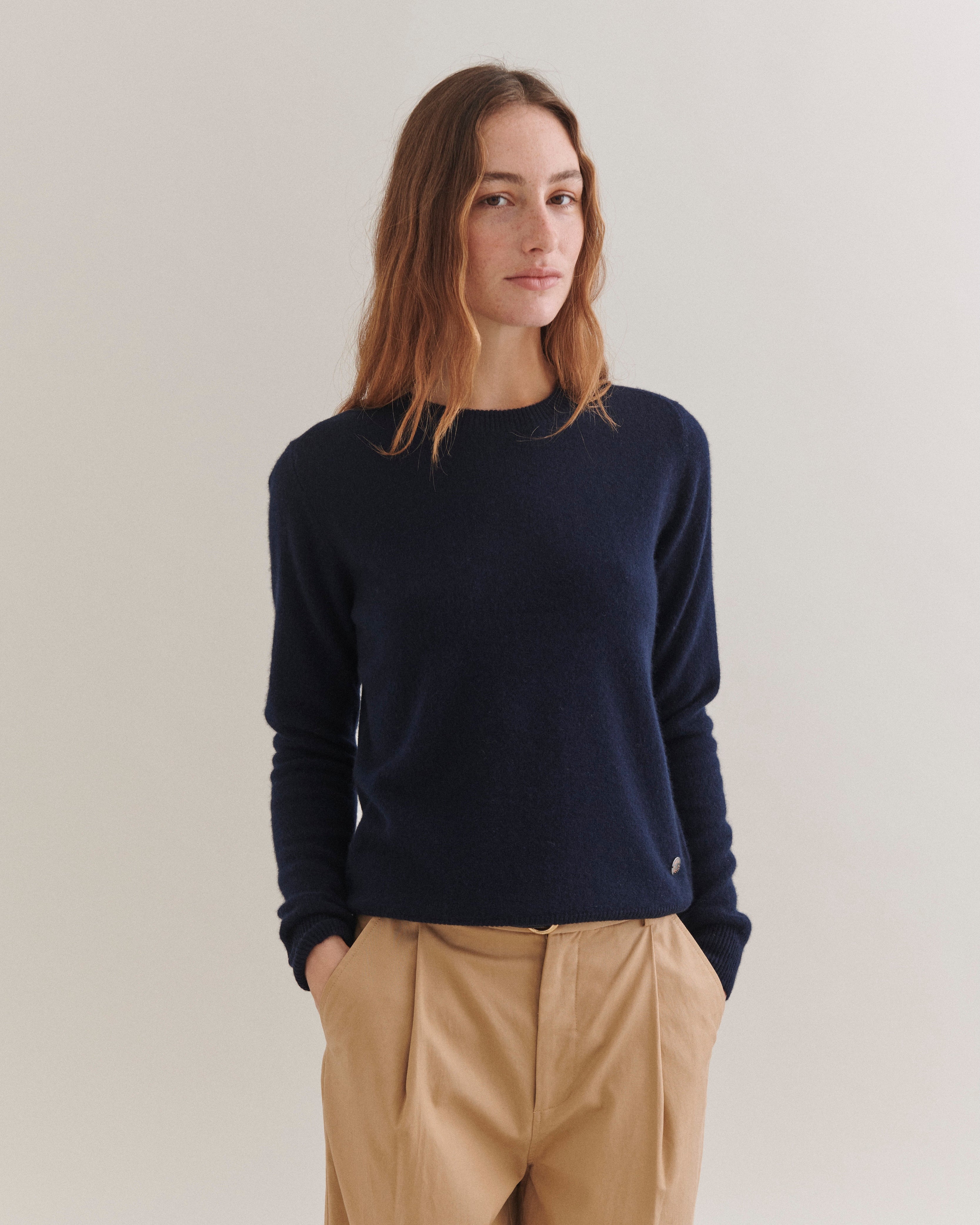 Beta Studios Abbie O-neck Basic Cashmere Tops Navy