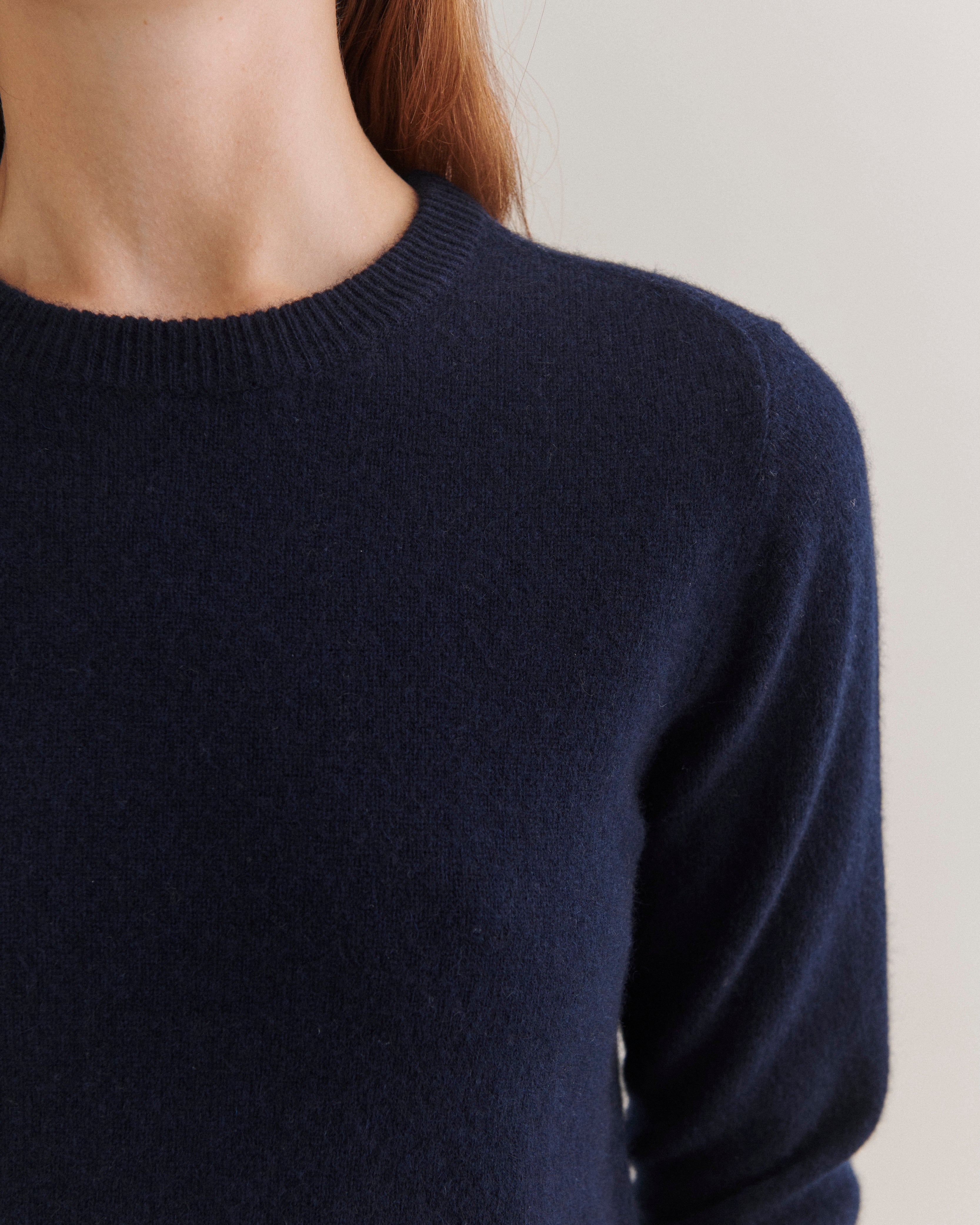 Beta Studios Abbie O-neck Basic Cashmere Tops Navy