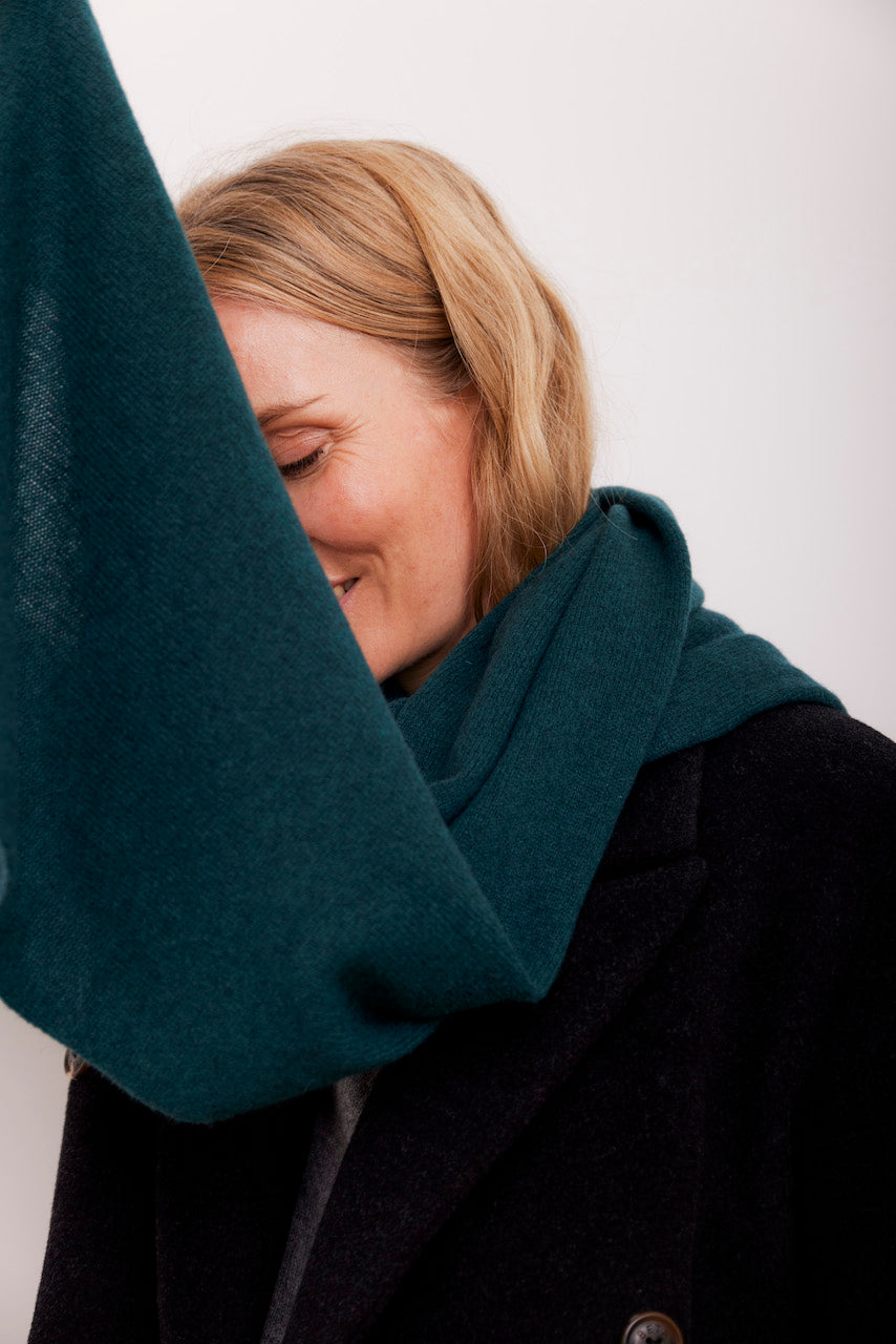 Beta Studios Aja Long Scarf Accessories Cashmere Botanical Green