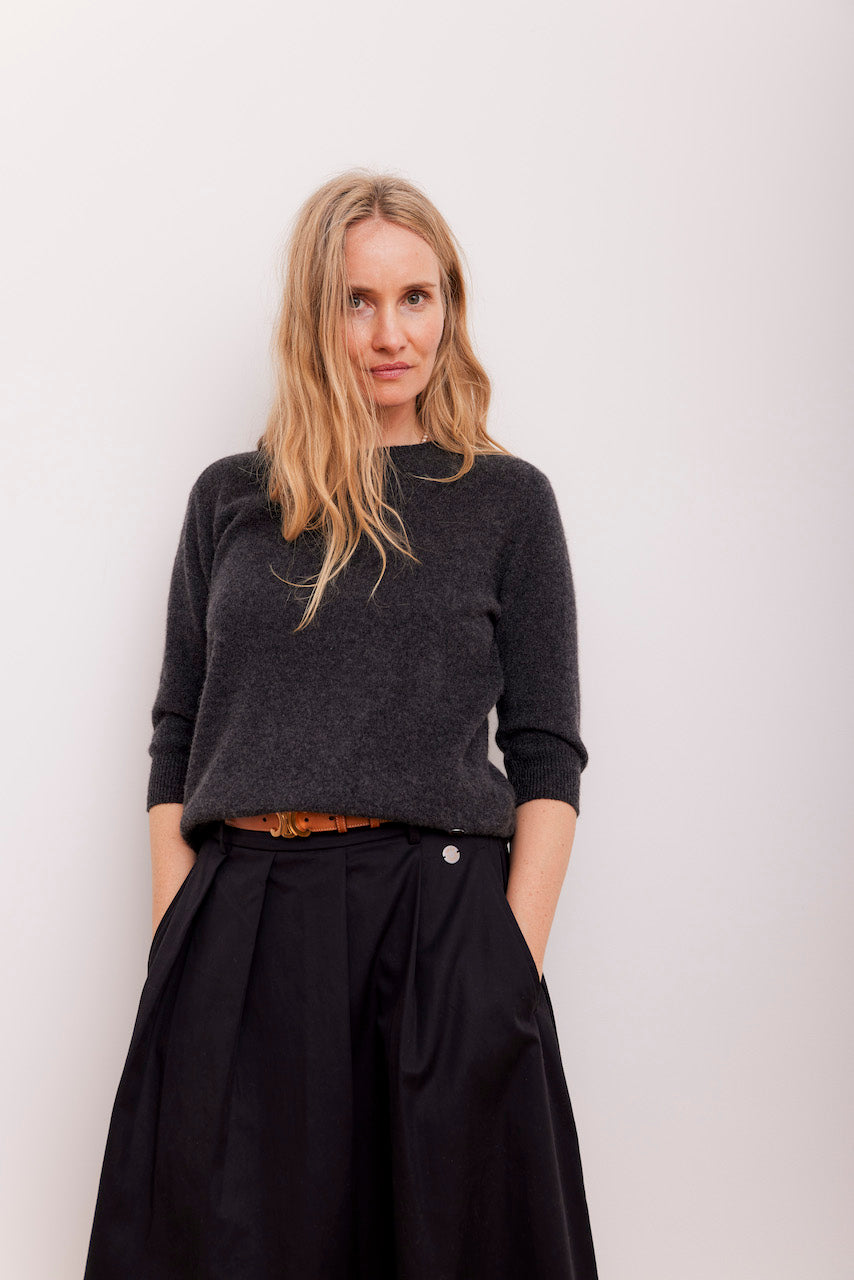 Beta Studios Anna Lady Sleeve Cashmere Tops Coffee Brown