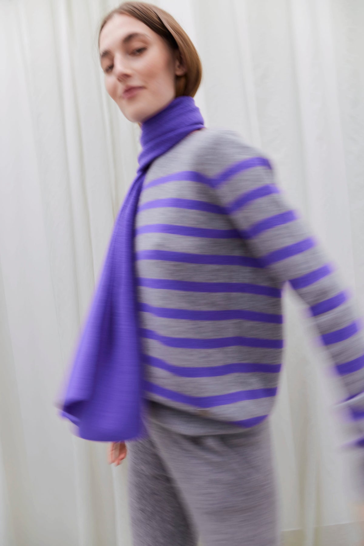 Beta Studios Bibi striped O-neck Cashmere Tops Grey Melange/Deep Lavender