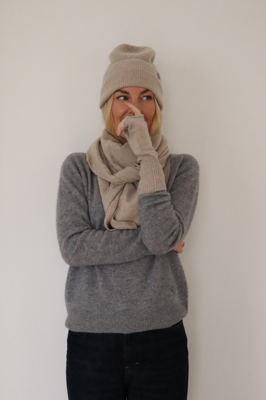 Beta Studios Alina Fingerless Gloves Accessories Cashmere Sand Melange