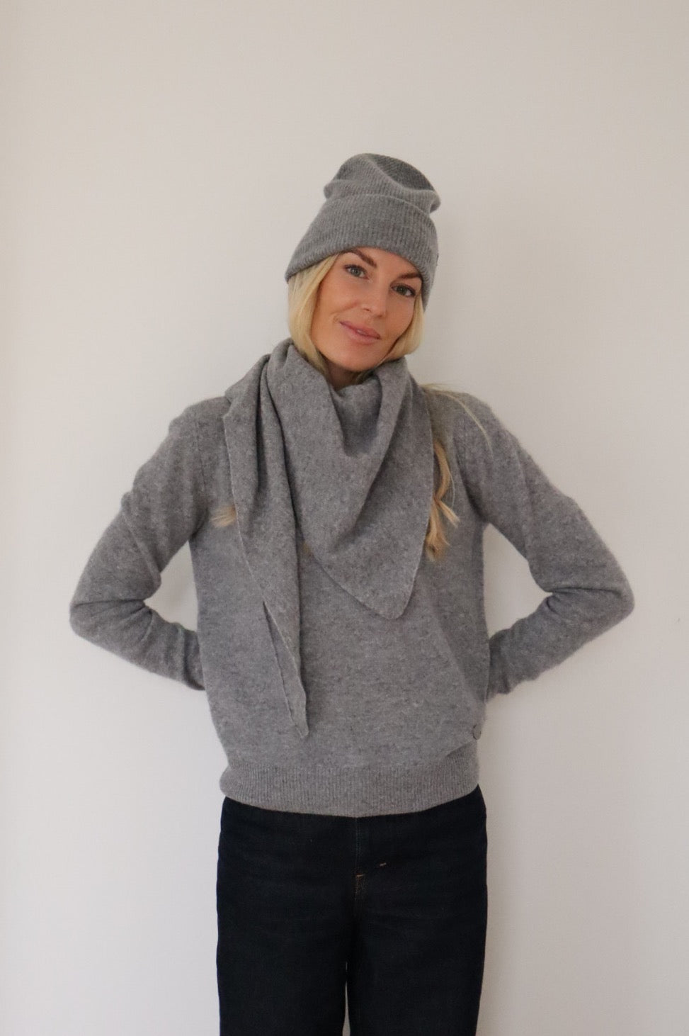 Beta Studios Astrid Beanie Accessories Cashmere Grey Melange
