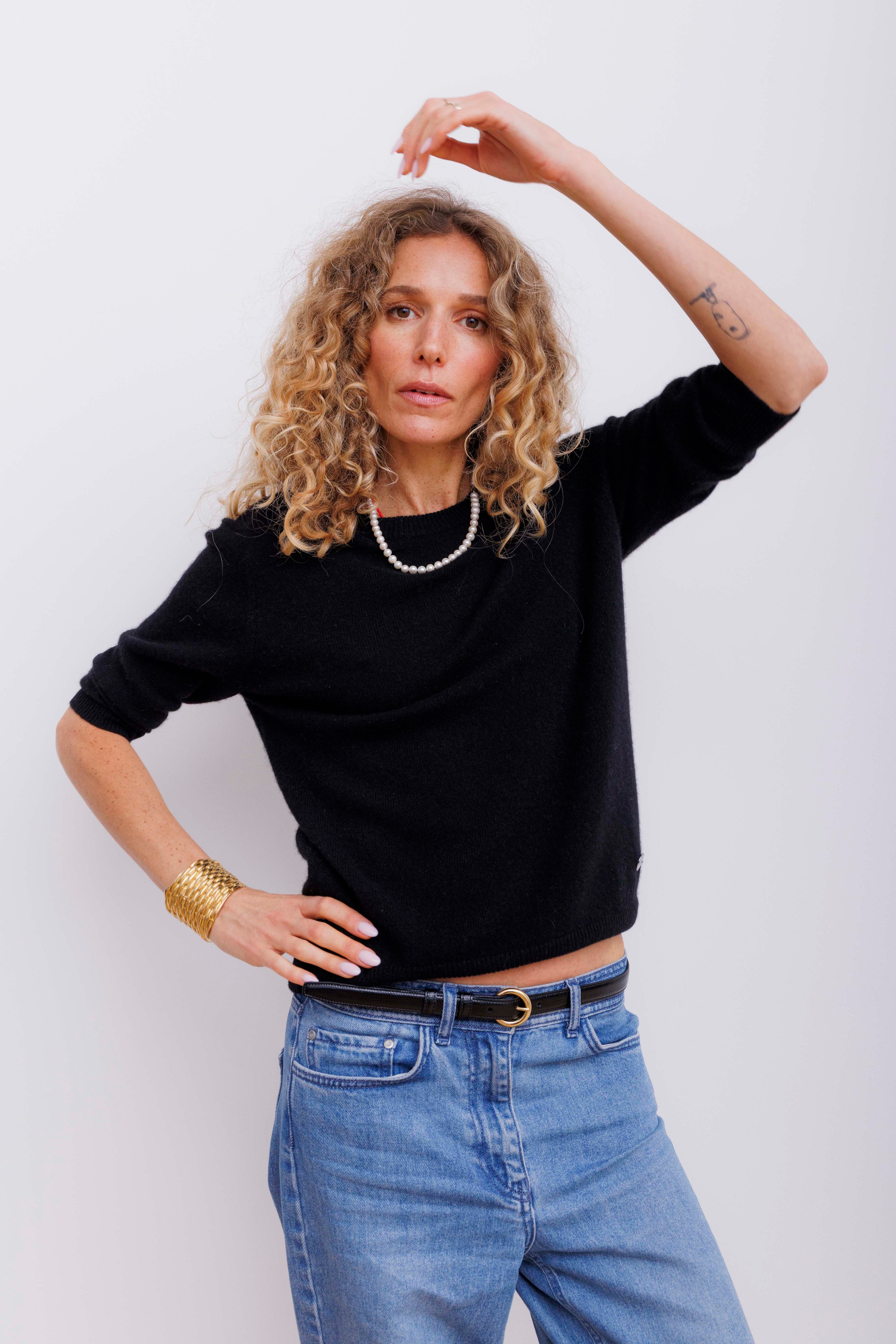 Beta Studios Anna Lady Sleeve Cashmere Tops Black