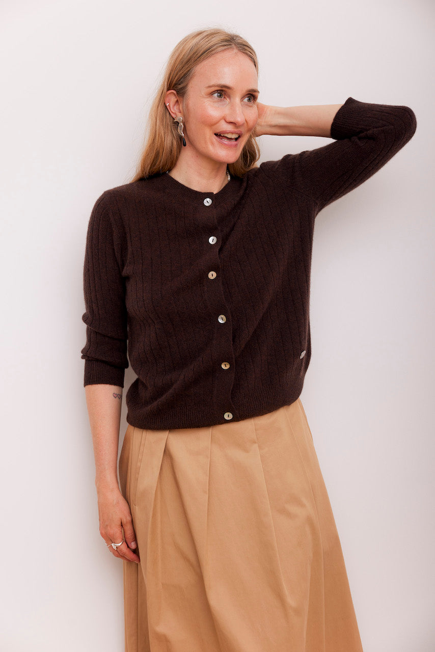 Beta Studios Lia Lady Cardigan Cashmere Cardigan Coffee Brown