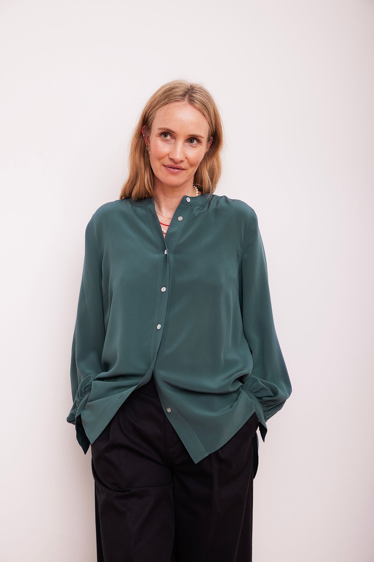 Beta Studios Linka Silk Shirt Shirt Balsam Green