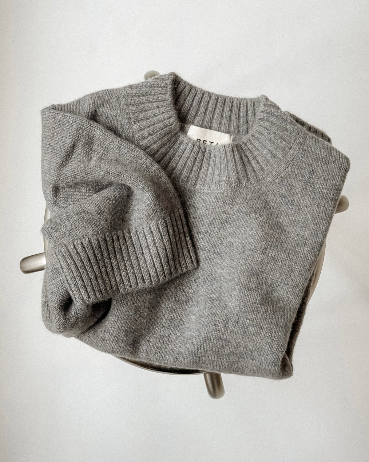Beta Studios Mie Short Sleeves Cashmere Tops Grey Melange